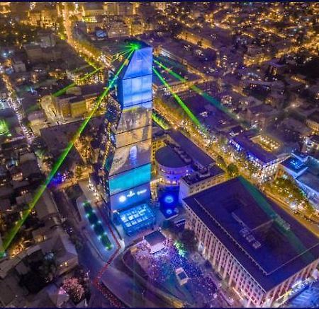 Evrika Apartments On Rustaveli Avenue ティビリシ エクステリア 写真